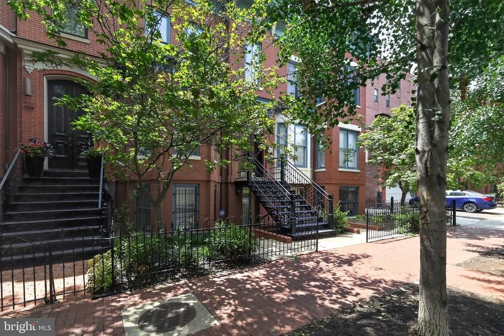 1340 Q Street Nw - Photo 1