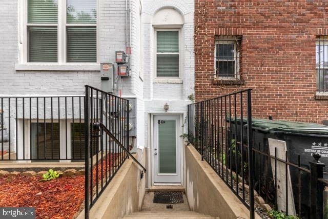 82 Q Street Nw - Photo 1