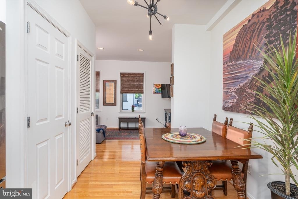 610 Irving Street Nw - Photo 10