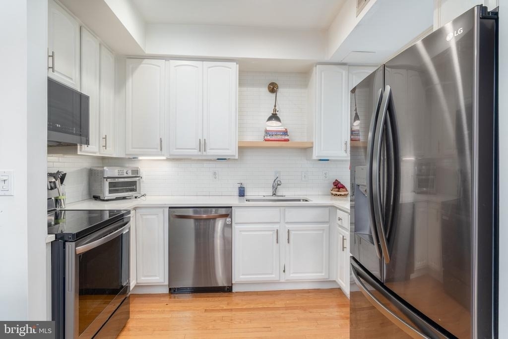 610 Irving Street Nw - Photo 6