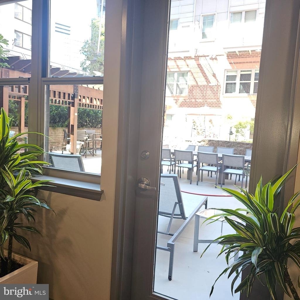 1300 N Street Nw - Photo 17