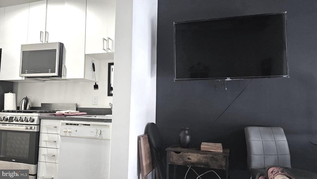 1300 N Street Nw - Photo 8