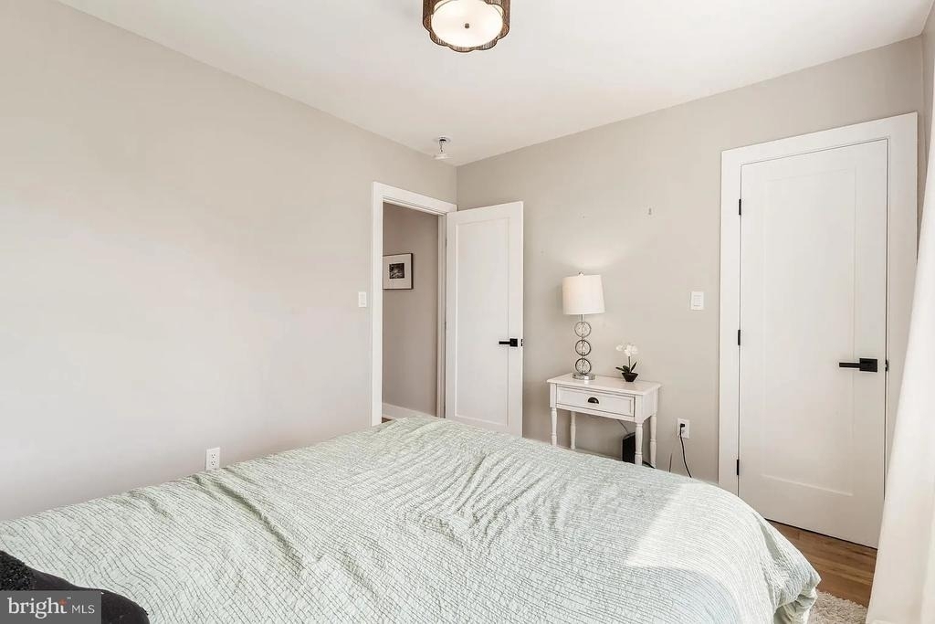 1825 Providence Street Ne - Photo 9