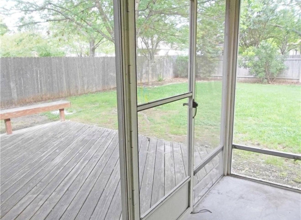 3126 Jazz St - Photo 5