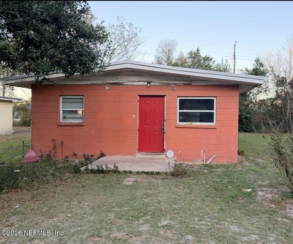 551 S 9th Street - Photo 0