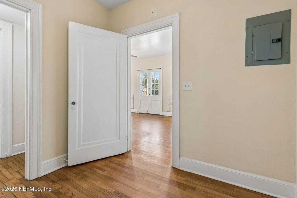 1504 Mcduff Avenue S - Photo 16