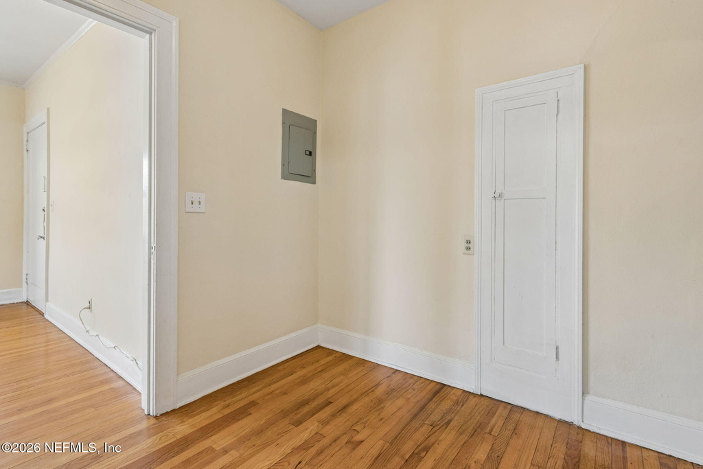 1504 Mcduff Avenue S - Photo 15