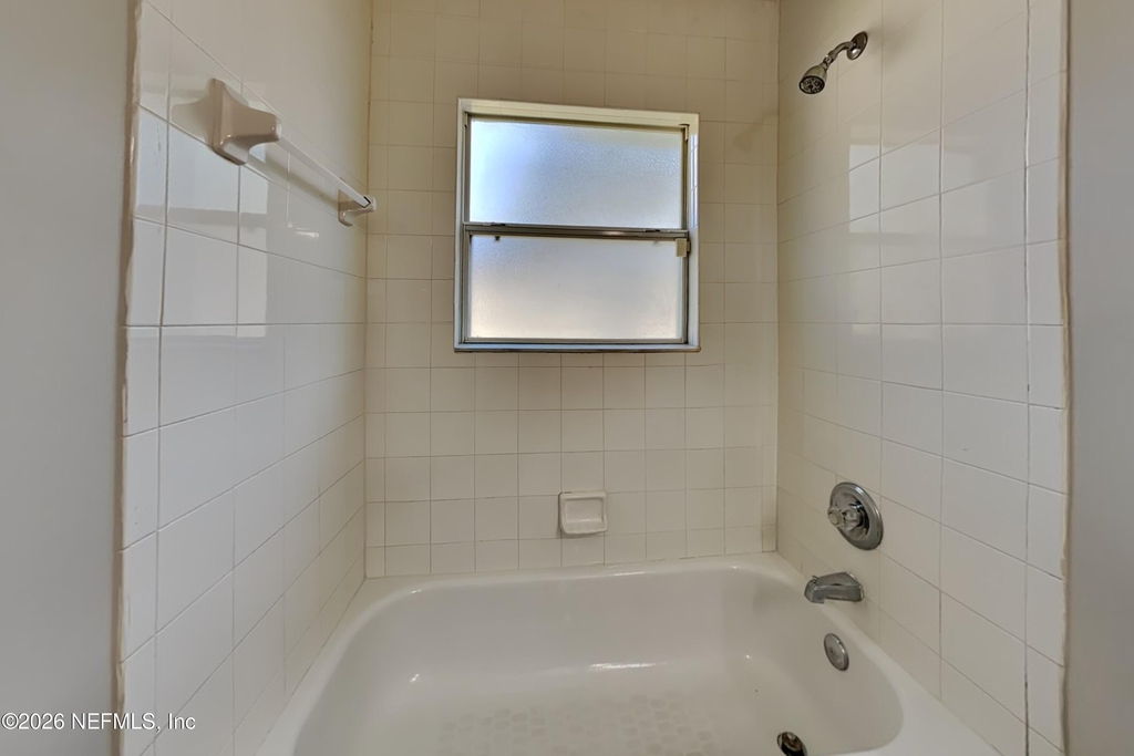 6240 Hawk View Road - Photo 15