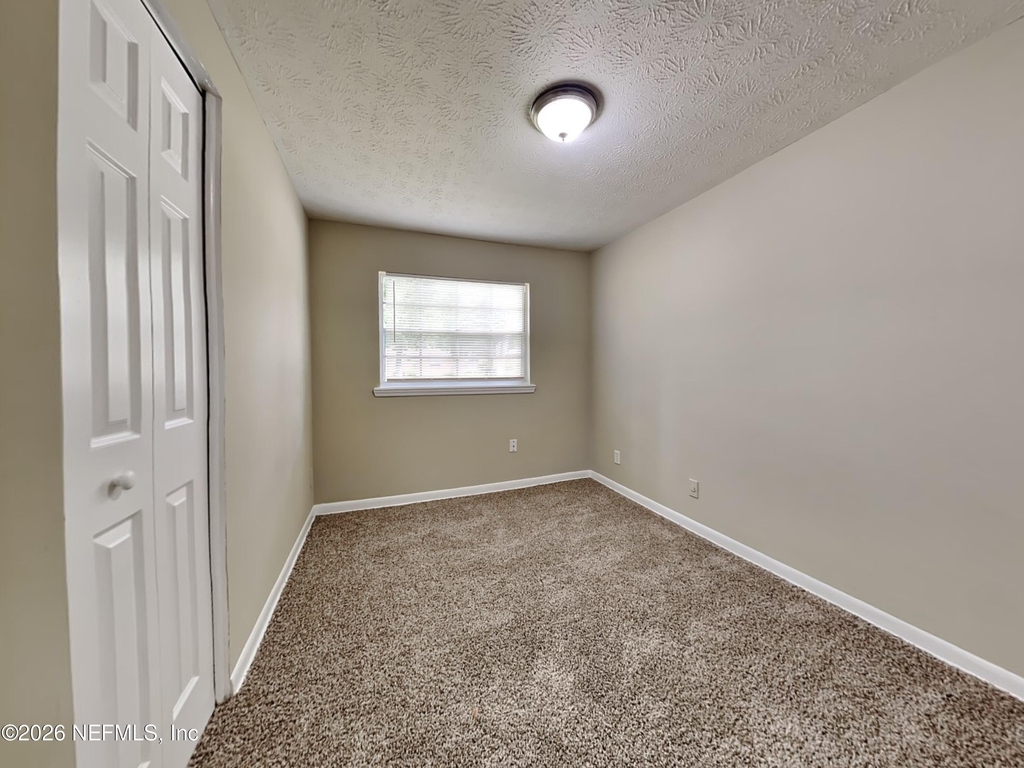 5226 Timawatha Avenue - Photo 10