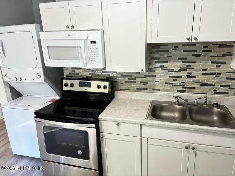 314 Celery Avenue - Photo 2