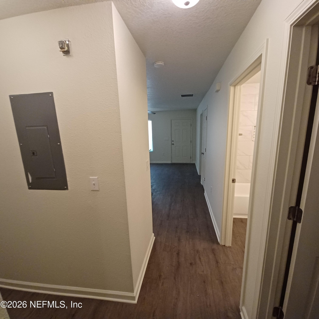 757 W 6th Street - Photo 19