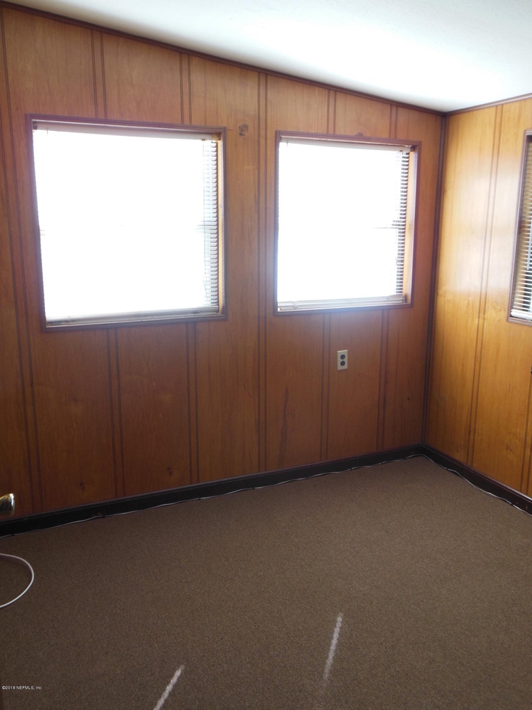 7536 Epperson Avenue - Photo 5