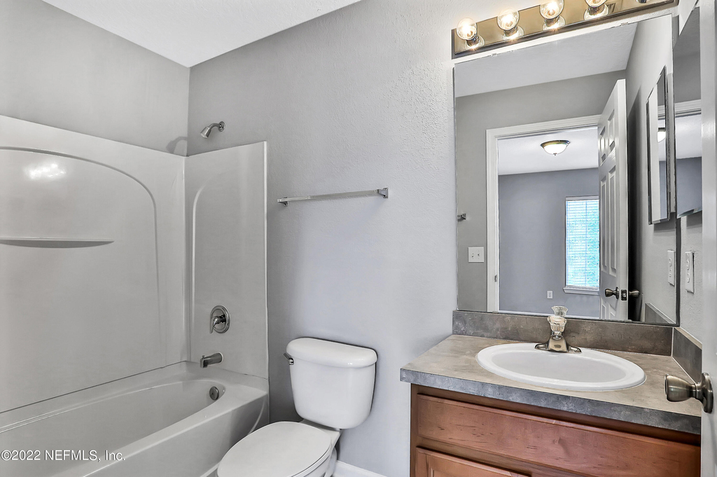 822 Black Cherry Drive S - Photo 14