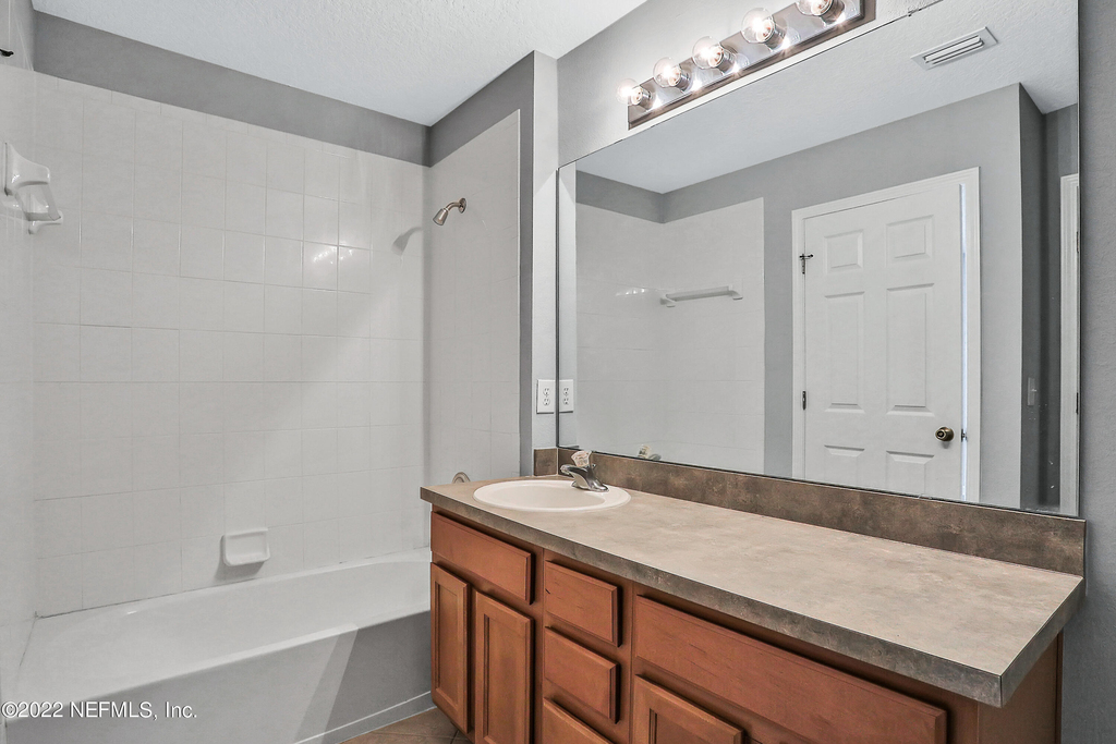 822 Black Cherry Drive S - Photo 13