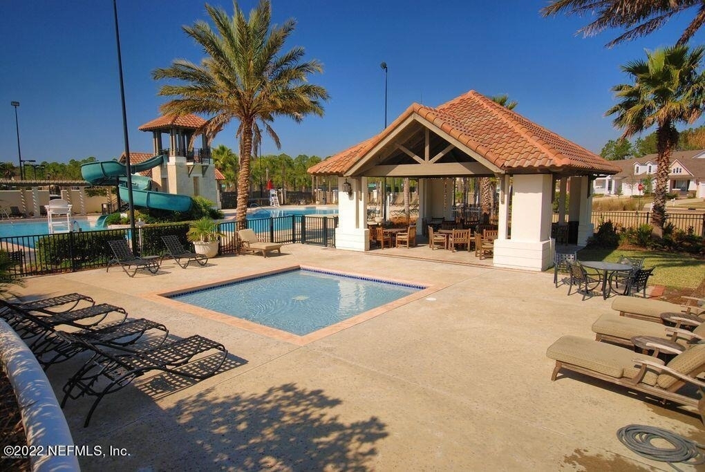 822 Black Cherry Drive S - Photo 24
