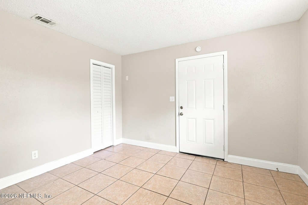 6813 Tinkerbell Lane - Photo 11