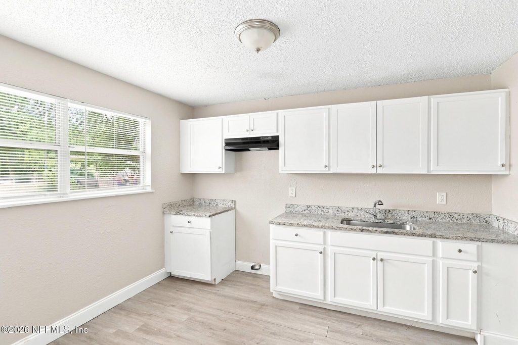 6813 Tinkerbell Lane - Photo 3