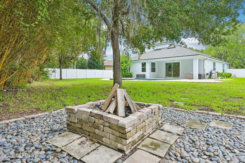 131 Cornwall Drive - Photo 18