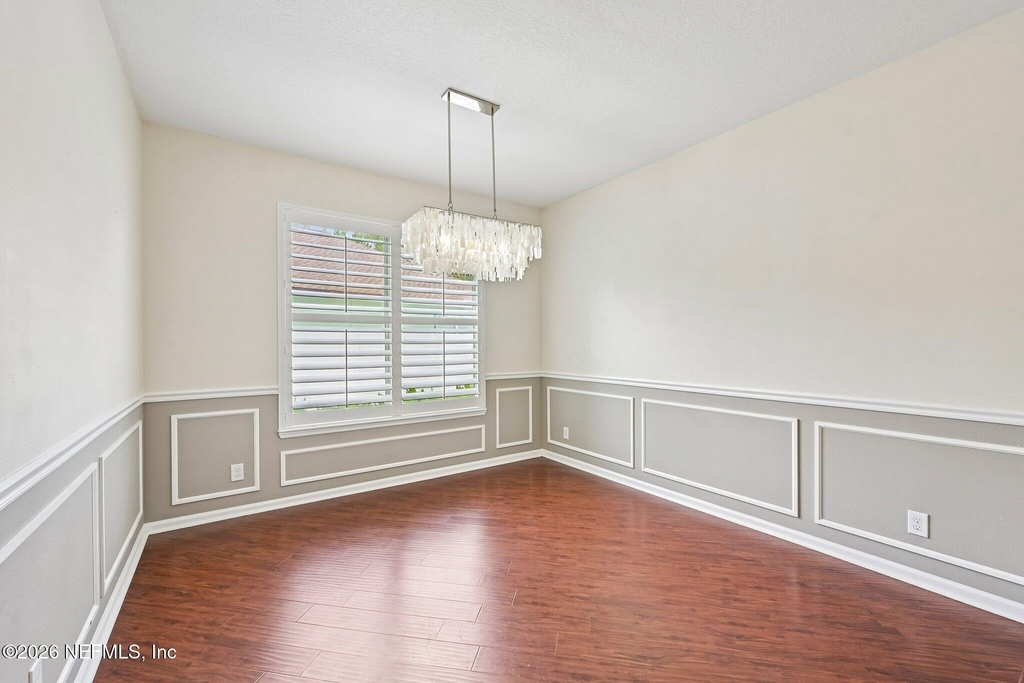 131 Cornwall Drive - Photo 4