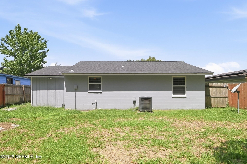 7719 Mccowan - Photo 14