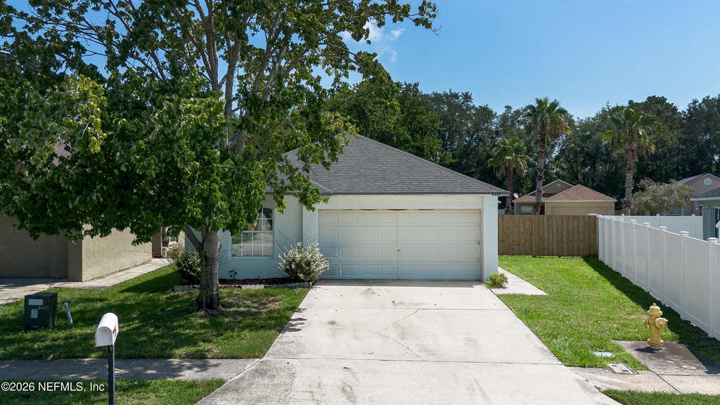 8451 Oak Crossing Drive W - Photo 1