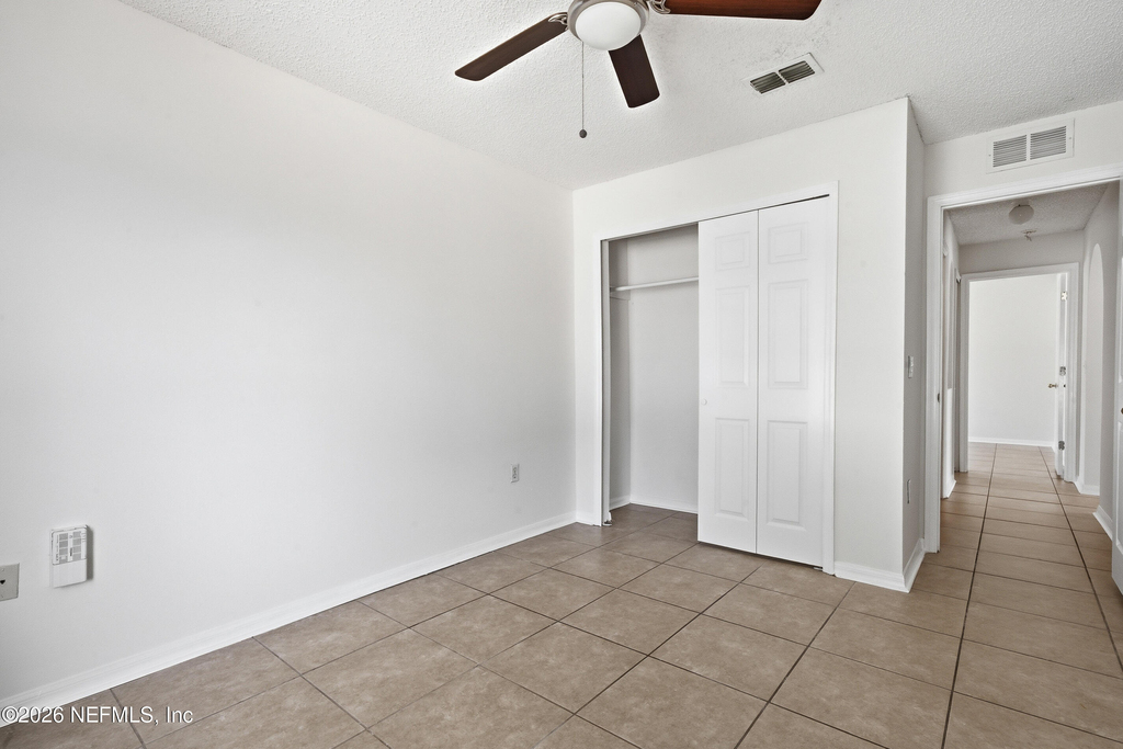8451 Oak Crossing Drive W - Photo 18