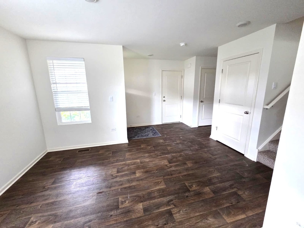 1801 Turtle Creek Drive - Photo 2