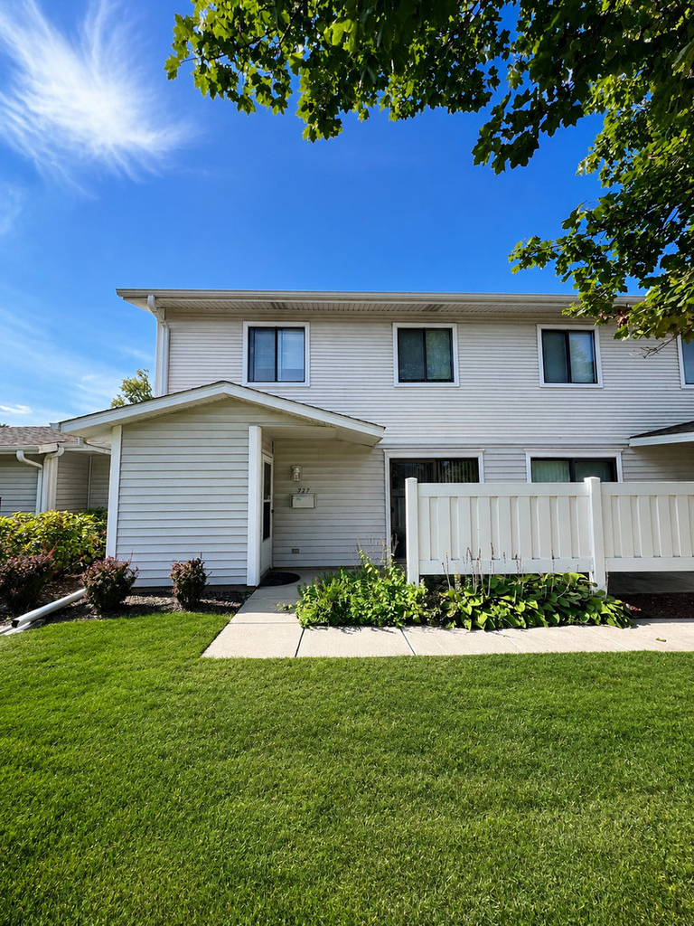 727 Whitesail Drive - Photo 0