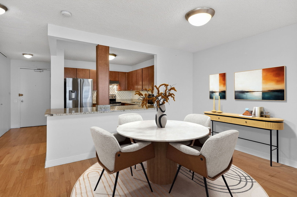 30 E Huron Street - Photo 8