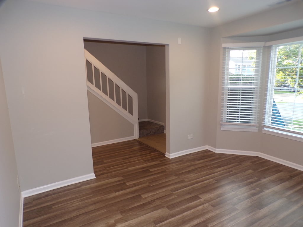 558 Nantucket Way - Photo 2