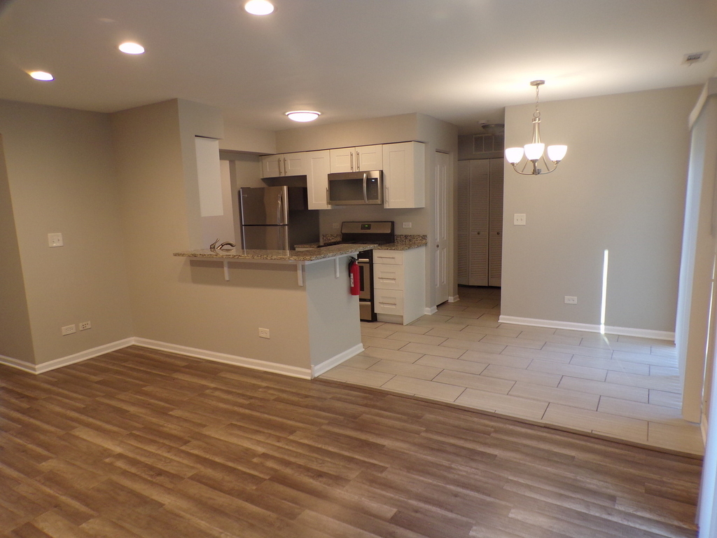 558 Nantucket Way - Photo 4