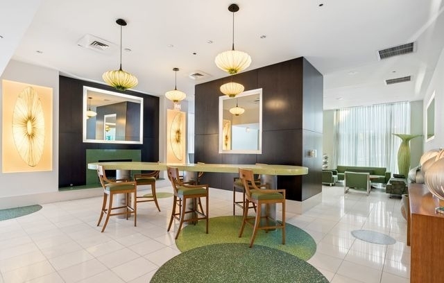123 S Green Street - Photo 26