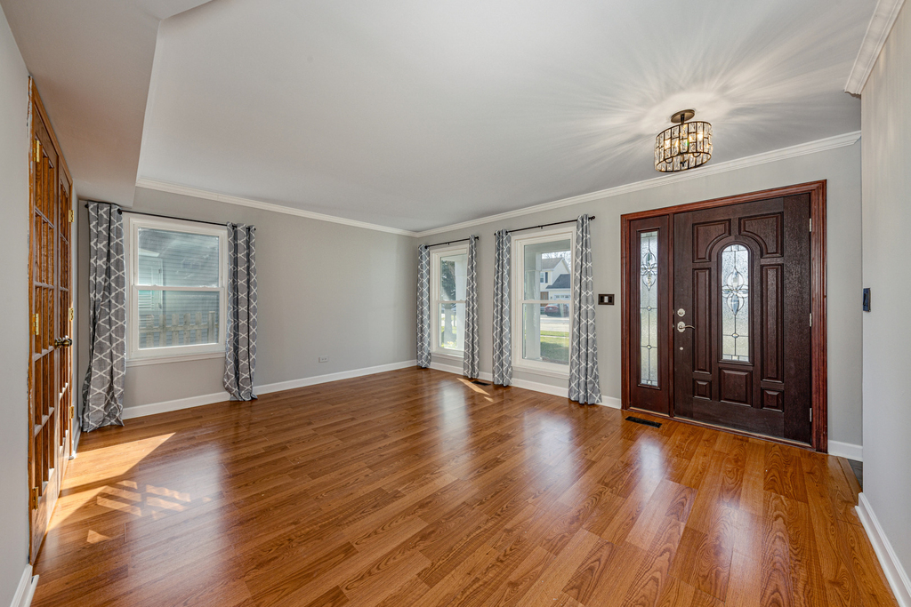 617 Lakewood Farms Drive - Photo 1
