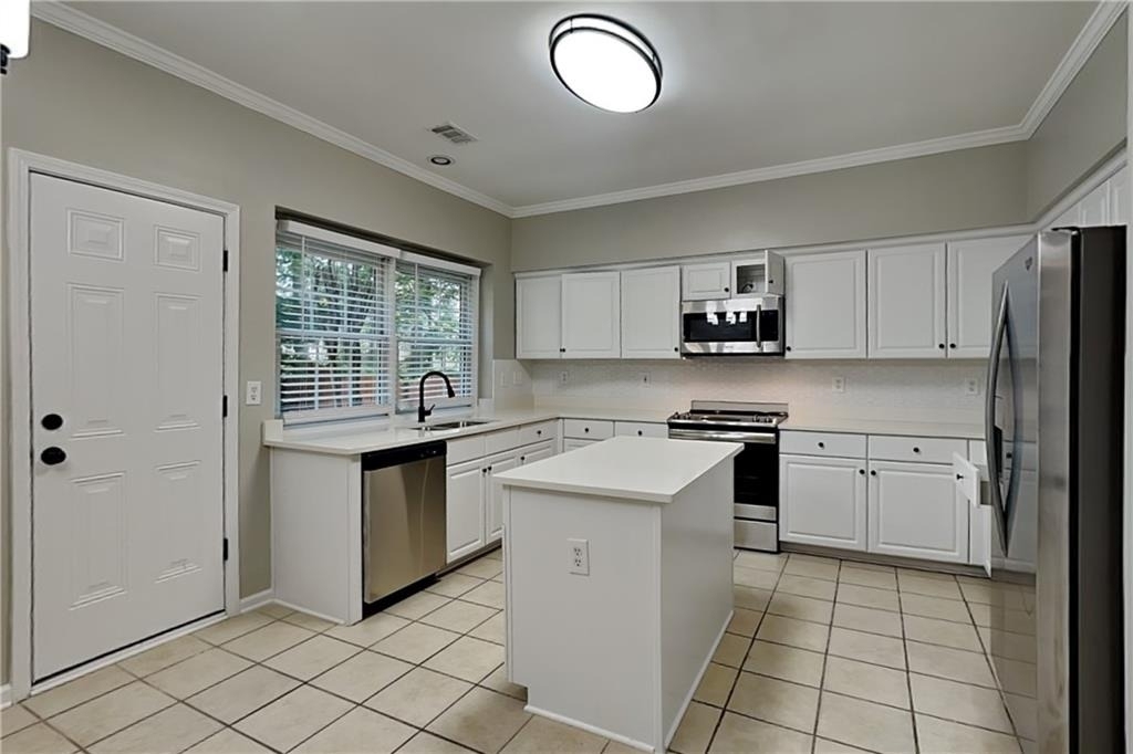 6520 Ganton Drive - Photo 4
