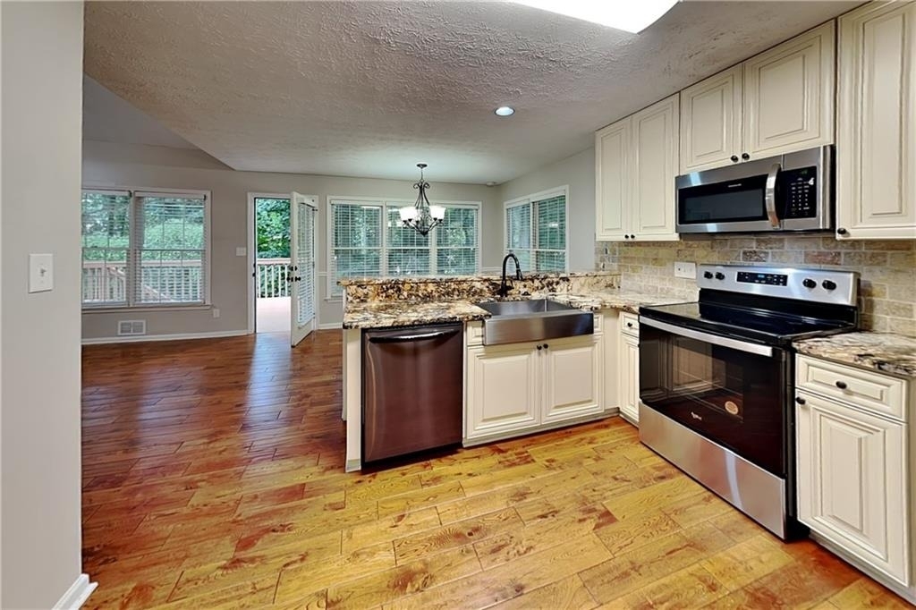 772 Rockfount Way - Photo 1
