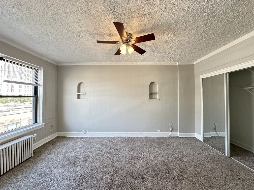 434 W Wellington Avenue - Photo 12