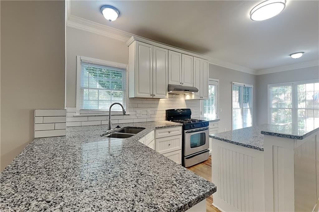 1037 Ashfern Walk - Photo 5