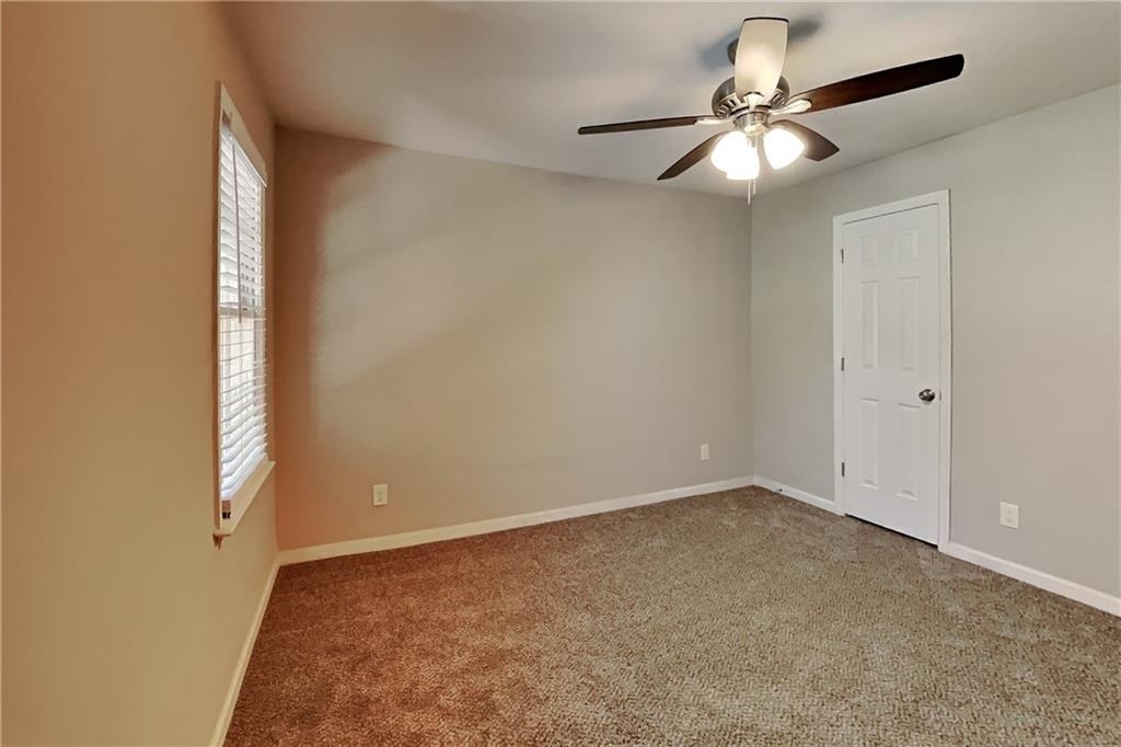 3371 Chatsworth Way - Photo 12