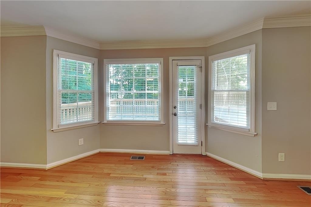 3371 Chatsworth Way - Photo 1