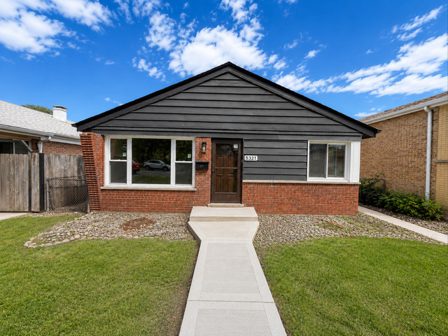 5321 S Kostner Avenue - Photo 0