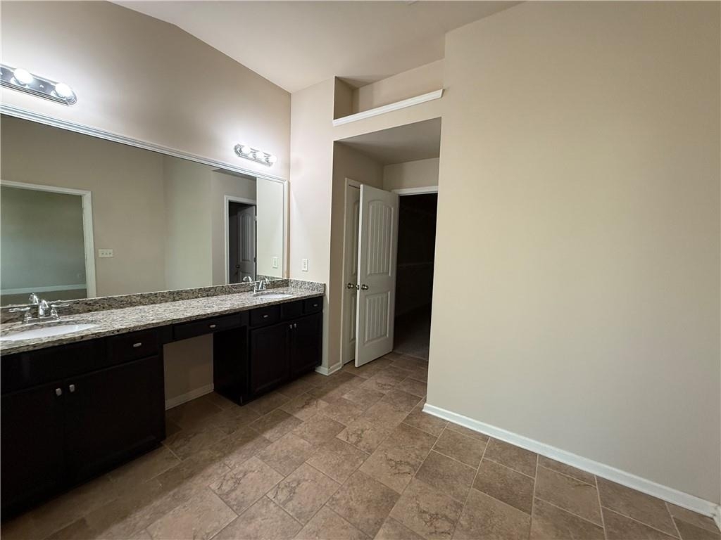 1045 Township Circle - Photo 28