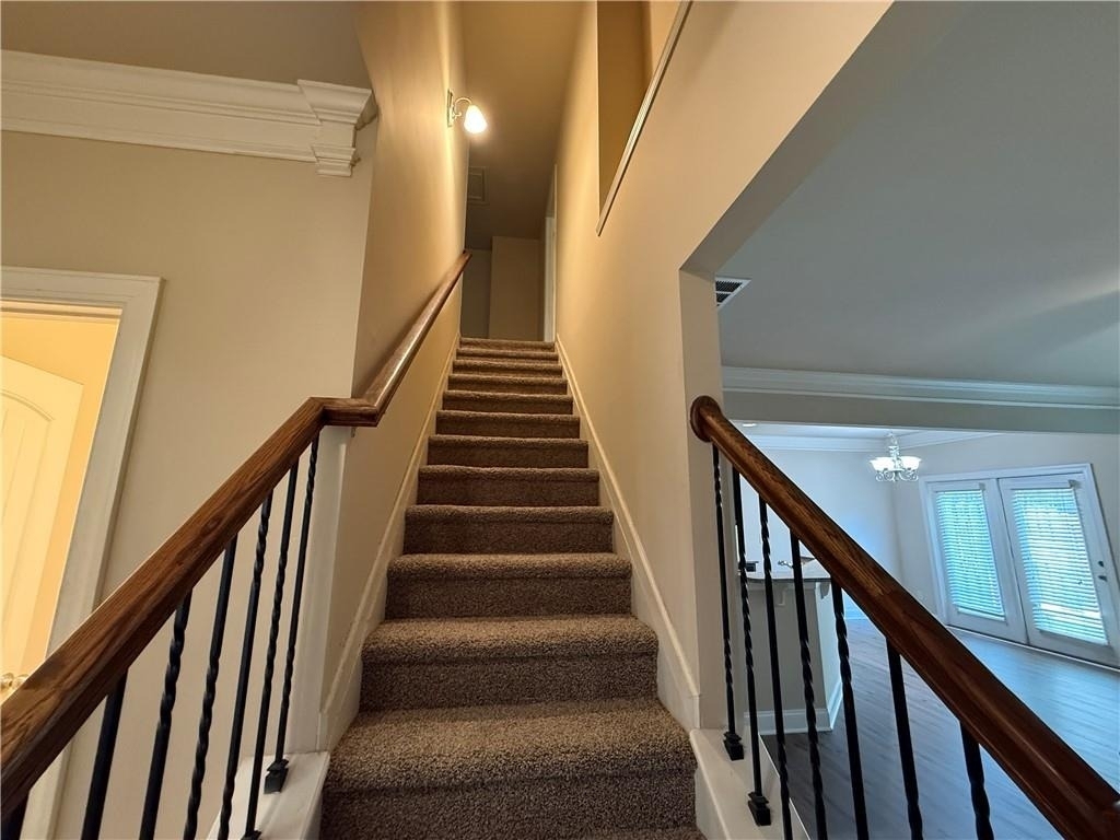 1045 Township Circle - Photo 3