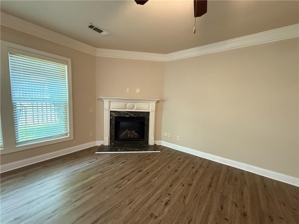 1045 Township Circle - Photo 7