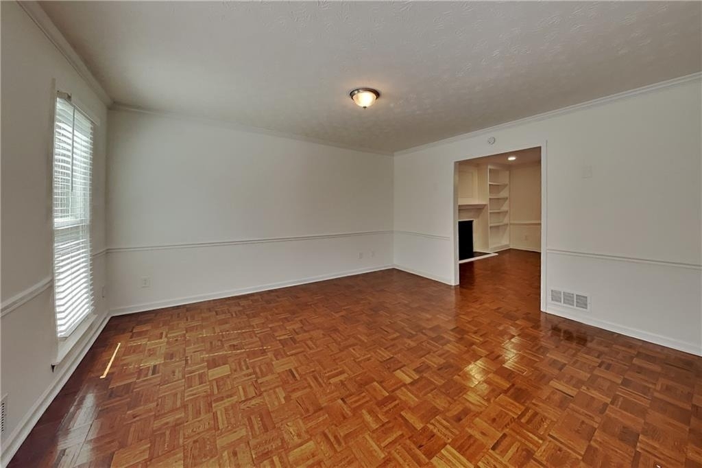 4709 Crest Knoll Drive Se - Photo 3
