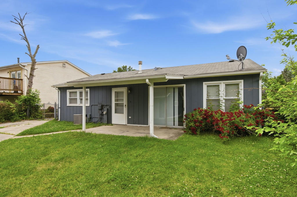 20067 Orchard Avenue - Photo 15