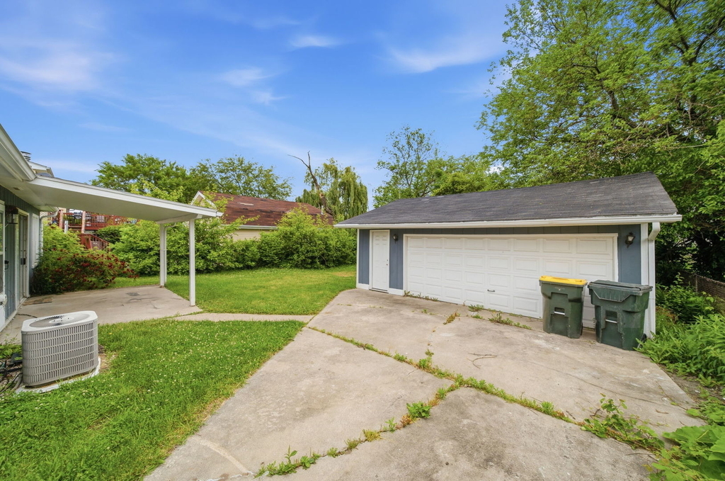 20067 Orchard Avenue - Photo 18