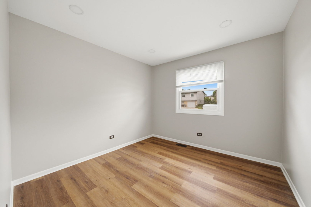 20067 Orchard Avenue - Photo 22