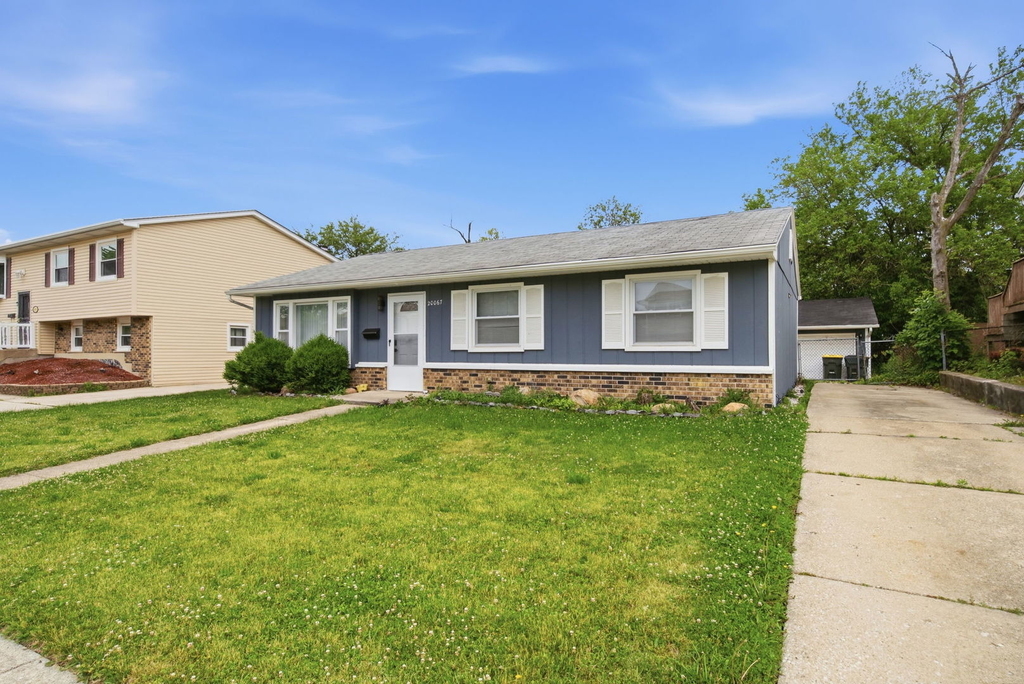 20067 Orchard Avenue - Photo 17