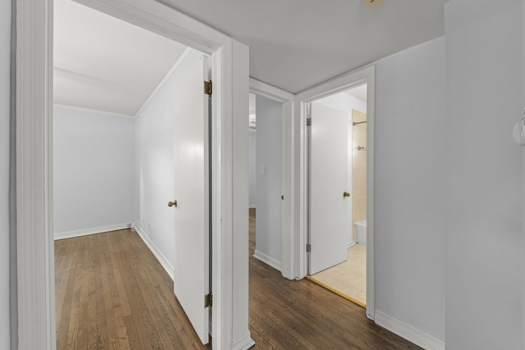 1335 College Avenue - Photo 12