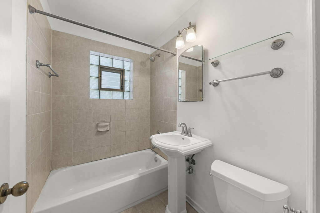 1335 College Avenue - Photo 17